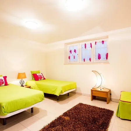 Branca - 4 Bedroom Holiday With Pool & Wifi At Praia Del Rey *