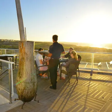 Branca - 4 Bedroom Holiday With Pool & Wifi At Praia Del Rey Praia del Rei