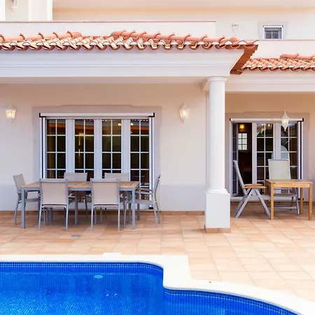 Branca - 4 Bedroom Holiday With Pool & Wifi At Praia Del Rey * Praia del Rei