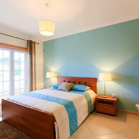 Branca - 4 Bedroom Holiday With Pool & Wifi At Praia Del Rey * Praia del Rei