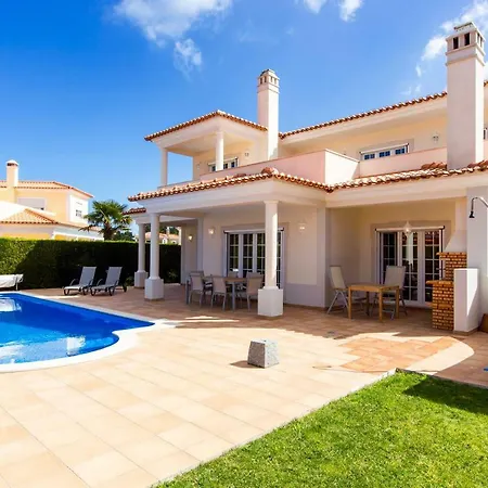 Branca - 4 Bedroom Holiday With Pool & Wifi At Praia Del Rey *