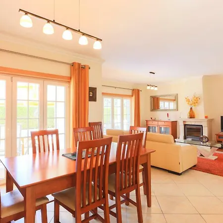 Branca - 4 Bedroom Holiday With Pool & Wifi At Praia Del Rey Villa *